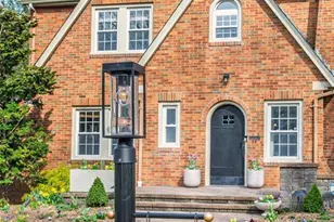 19 The Fairway, Montclair, NJ 07043 - Photo 2