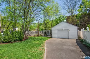 35 Rawson St, Bloomfield, NJ 07003 - Photo 38
