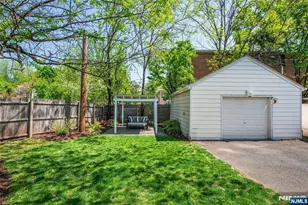 35 Rawson St, Bloomfield, NJ 07003 - Photo 40