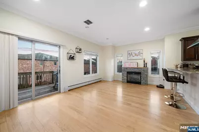220B Glen Avenue, Palisades Park, NJ 07650 - Photo 12
