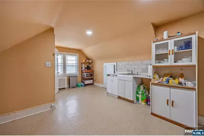 38 Stewart Street, Passaic, NJ 07055 - Photo 32