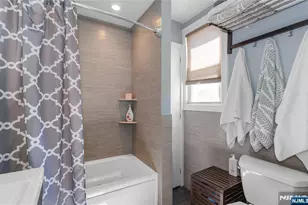 204 Hayward Pl, Wallington, NJ 07057 - Photo 26