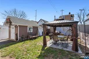 204 Hayward Pl, Wallington, NJ 07057 - Photo 38