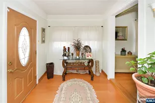 132 Catherine Ave, Saddle Brook Township, NJ 07663 - Photo 8