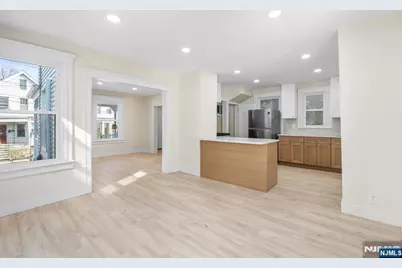 125 Brookside Avenue, Irvington, NJ 07111 - Photo 20