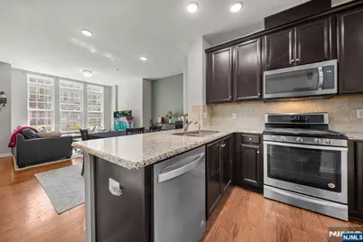 185 Wesmont Drive, Wood Ridge, NJ 07075 - Photo 16
