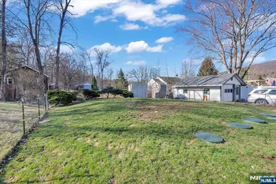 29 Bushwick Lane, West Milford, NJ 07480 - Photo 22