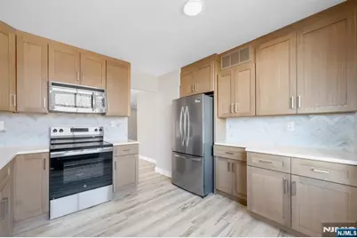 160 Overlook Avenue 3A #3A, Hackensack, NJ 07601 - Photo 10