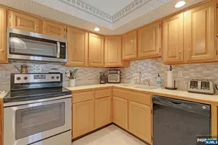 7 S Maple Ave 7B, Park Ridge, NJ 07656 - Photo 8
