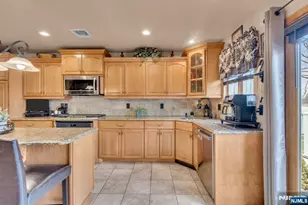 104 Prospect St, Nutley, NJ 07110 - Photo 12