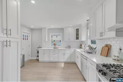 162 Norwood Avenue, North Plainfield, NJ 07060 - Photo 16