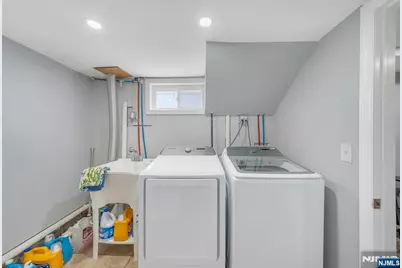 162 Norwood Avenue, North Plainfield, NJ 07060 - Photo 34
