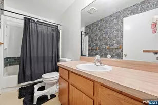 120 Carnegie Pl, Union Township, NJ 07088 - Photo 12