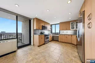 1500 Palisade 14F, Fort Lee, NJ 07024 - Photo 6