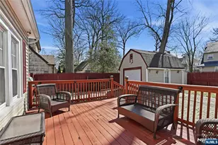 528 Wyndham Rd, Teaneck Township, NJ 07666 - Photo 32