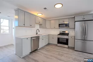 40 York St, Paterson, NJ 07524 - Photo 22