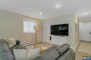 387 Lincoln Ave B, Cliffside Park, NJ 07010 - Photo 14