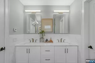 387 Lincoln Ave B, Cliffside Park, NJ 07010 - Photo 24