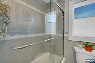 387 Lincoln Ave B, Cliffside Park, NJ 07010 - Photo 30