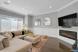 387 Lincoln Ave B, Cliffside Park, NJ 07010 - Photo 2