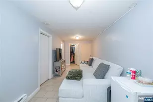28 Highland St, Paterson, NJ 07524 - Photo 32