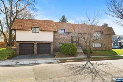 345 5th Street, Ridgefield Park, NJ 07660 - Photo 2