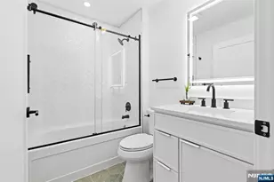 306 Grand Street 1, Jersey City, NJ 07302 - Photo 6
