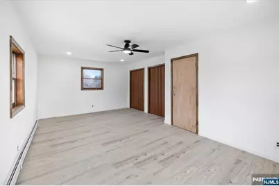 101 Midvale Avenue, Wanaque, NJ 07465 - Photo 22