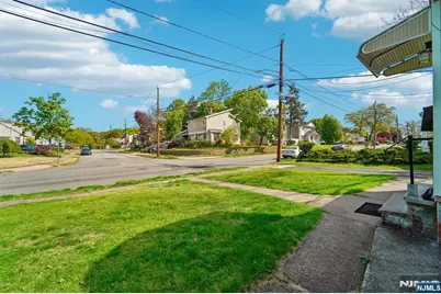31-18 Norwood Drive, Fair Lawn, NJ 07410 - Photo 4