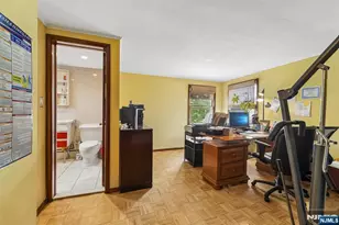 31-18 Norwood Dr, Fair Lawn, NJ 07410 - Photo 24