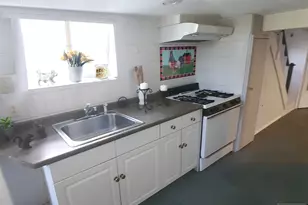 33 Garden Ave, Belleville, NJ 07109 - Photo 12