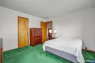 455 Stuyvesant Ave, Lyndhurst Township, NJ 07071 - Photo 18