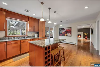 445 Pine Hill Road, Leonia, NJ 07605 - Photo 10