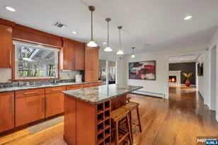 445 Pine Hill Rd, Leonia, NJ 07605 - Photo 10