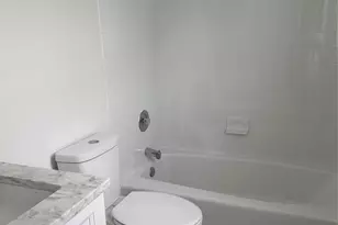 60 Jackson Pl, Moonachie, NJ 07074 - Photo 12