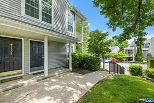 1306 Paddington Road 1306, Mahwah, NJ 07430 - Photo 2