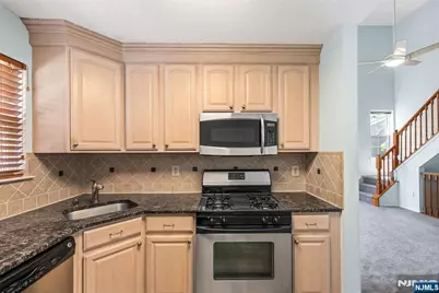 1306 Paddington Road 1306 #1306, Mahwah, NJ 07430 - Photo 14