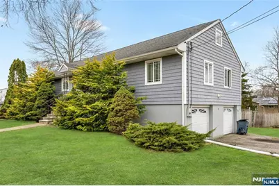 4 Jeffrey Road, Wayne, NJ 07470 - Photo 2