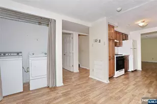 116 Hillside Ave, Midland Park, NJ 07432 - Photo 32