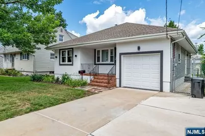 21-15 Exeter, Fair Lawn, NJ 07410 - Photo 2