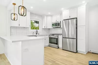 21-15 Exeter, Fair Lawn, NJ 07410 - Photo 6