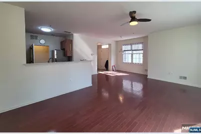 45 Birch Street 207 #207, Ridgefield Park, NJ 07660 - Photo 4