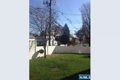 180 Myrtle Avenue, Fort Lee, NJ 07024 - Photo 18