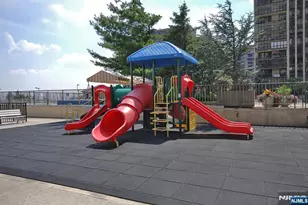 300 Winston Dr 2802, Cliffside Park, NJ 07010 - Photo 22