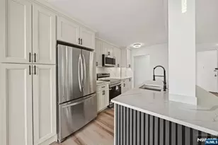 300 Winston Dr 2802, Cliffside Park, NJ 07010 - Photo 4