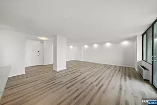 300 Winston Dr 2802, Cliffside Park, NJ 07010 - Photo 10