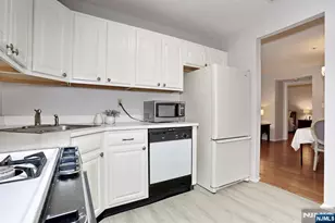 1399 York St, Mahwah, NJ 07430 - Photo 6