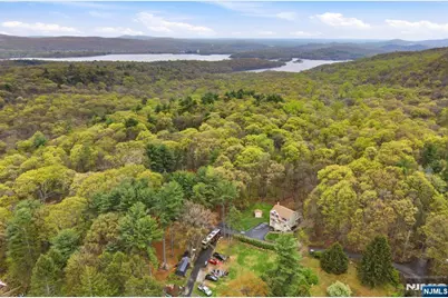 219 Snake Den Road, Wanaque, NJ 07465 - Photo 46