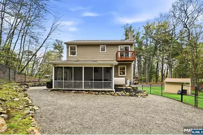 219 Snake Den Road, Wanaque, NJ 07465 - Photo 42