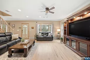 219 Snake Den Rd, Wanaque, NJ 07465 - Photo 10